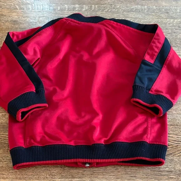 Tommy Hilfiger Size 18M Red and Navy Jogger Set & 18M Nike Jacket - Picture 3 of 10